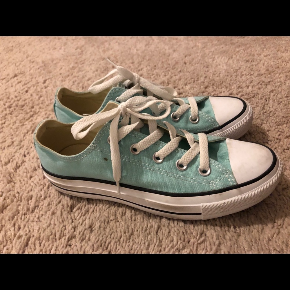 Converse - Picture 3 of 5